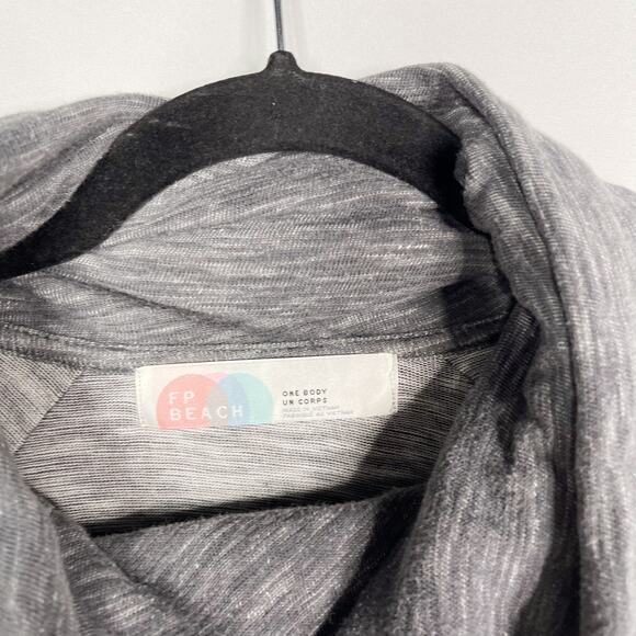 Free People Beach One Size Gray Heather Cowl Neck CocoonLong Sleeve Top Tunic OS - Picture 4 of 9